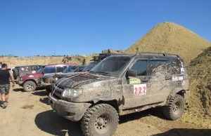 На Жовкивщини состоялись показательные выступления автомобилей внедорожников и квадроциклов I Этапа Кубка Львова-2017 по трофи-рейдам «Жовква трофи»