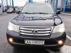 викрадений Lexus