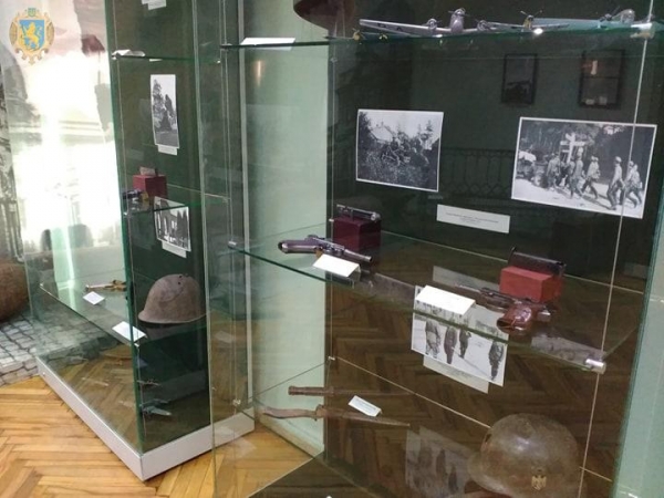 До 80-річчя початку Другої світової війни у Музеї історії України відкрили виставку