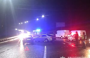 Внаслідок автозіткнення у Пустомитах травмовані дві жінки – поліцейські встановлюють обставини події