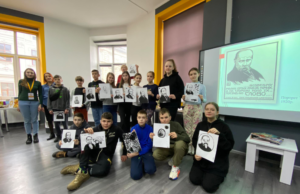 У Леотеці львівські гімназисти вчилися малювати Шевченка