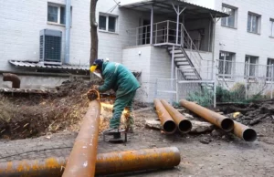 Ремонтна бригада зі Львівщини вирушила у Кривий Ріг, щоб допомогти відновити у місті теплопостачання
