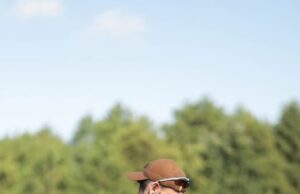 Військові з ампутаціями відновлюються через кінні прогулянки по ранчо на Львівщині