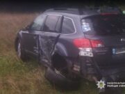 На Самбірщині водій кросовера не впорався з керуванням та з’їхав з дороги