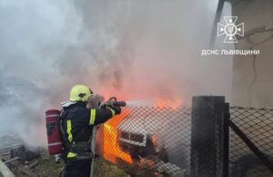 Трагічні наслідки російської атаки на Львівщині: є загиблі та поранені