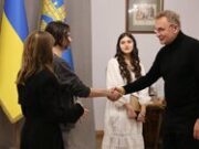 Львів нагородив 15 обдарованих учнів преміями по 30 тисяч