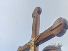 В Нежухові на Стрийщині прощалися з воїном Андрієм Корінцем