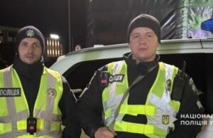 На Львівщині поліцейські допомогли сім’ї з дитиною, у яких зламався автомобіль