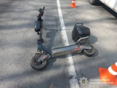 На Львівщині травмувалася жителька Брюховичів, не впоравшись з керуванням електросамокатом
