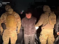 Мешканця Львова судитимуть за переправлення через кордон