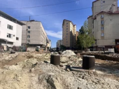 У Львові на перехресті Залізничної та Ясної облаштовують кільцевий рух