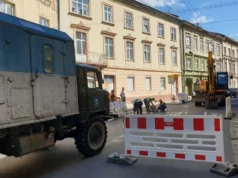 У Львові перекрили частину вулиці Стефаника через витік води У Львові перекрили частину вулиці Стефаника через витік води
