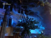 У Львові вогнеборці врятували чоловіка з балкону під час нічної пожежі