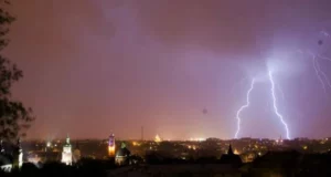 У Львові 10 червня очікують грози та град