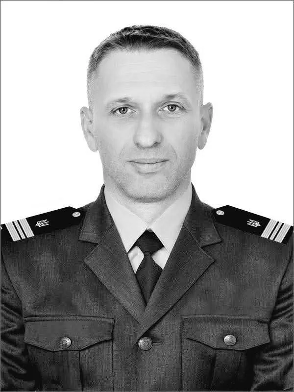 image Капітан-лейтенант Микола Худевич із Тухлі посмертно відзначений орденом «За мужність»