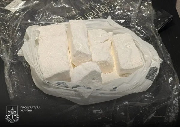 image На Львівщині двох учасників групи збуту кокаїну засудили до 9 років
