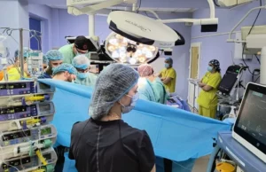 У Львові збирають кошти на апарат для трансплантації кісткового мозку дітям