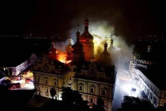 Уночі росіяни атакували Києво-Печерську лавру, кіностудію Довженка та «Мистецький арсенал»