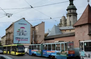 На площі Митній у Львові замінять аварійну трамвайну колію