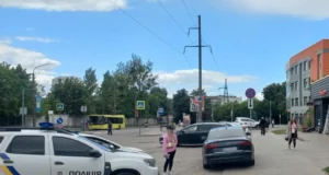 У Львові на вулиці Вашинґтона автомобіль травмував пішохідку