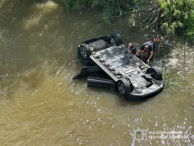 image У селі Гребенів на Львівщині в ДТП загинув водій Opel Ampera