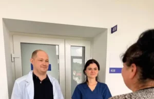 У Львові лапароскопічно видалили гігантську кісту розміром з кавун