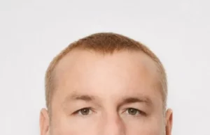 У Новояворівську попрощаються із загиблим військовим Орестом Тараньком