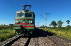 На Стрийщині вантажний потяг смертельно травмував 19-річного чоловіка На Стрийщині вантажний потяг смертельно травмував 19-річного чоловіка