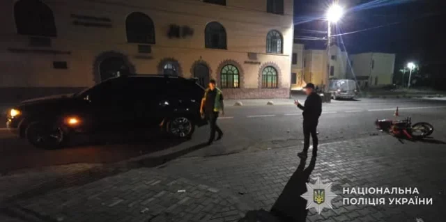 image У Великих Мостах у ДТП травмувалися мотоцикліст та 17-річна пасажирка