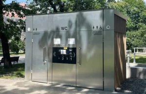 У Львові тимчасово не працює інклюзивна кабінка модульної вбиральні на проспекті Свободи У Львові тимчасово не працює інклюзивна кабінка модульної вбиральні на проспекті Свободи
