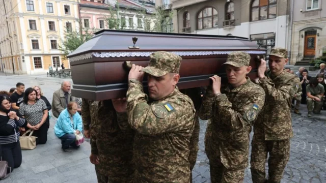 image 25 червня Львів проведе в останню дорогу воїнів Олексія Голікова, Євгена Бучму та Володимира Барботька