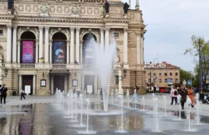 У Львові 26 червня не працюватиме фонтан біля Оперного театру