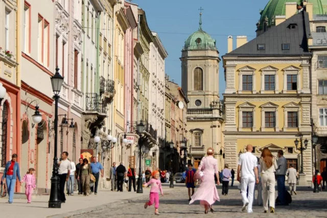 У Львові ще 30 внутрішньо переміщених осіб отримають житлові ваучери