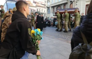 Львів у понеділок попрощається із захисниками Василем Мазуром, Романом Горячим та Андрієм Бучаком