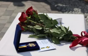 У Підгірному відкрили меморіальну таблицю полеглому захиснику Ярославу Чайці