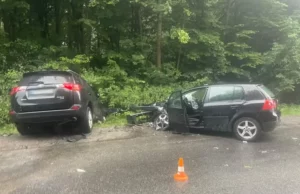 На трасі Львів–Івано-Франківськ зіткнулися Toyota та Volkswagen: травмовані обидва водії На трасі Львів–Івано-Франківськ зіткнулися Toyota та Volkswagen: травмовані обидва водії
