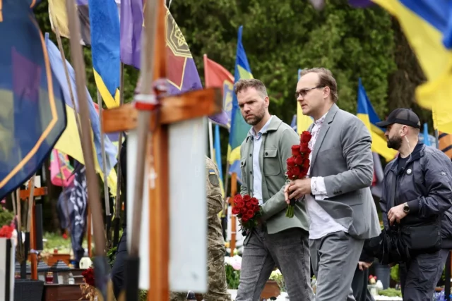 Державний секретар оборони Нідерландів вшанував полеглих захисників України у Львові