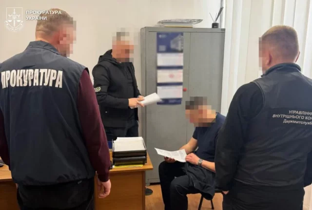 image На Львівщині судитимуть інспектора митниці за ввезення незадекларованої техніки