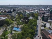 У Львові ще 30 внутрішньо переміщених осіб отримають житлові ваучери У Львові ще 30 внутрішньо переміщених осіб отримають житлові ваучери