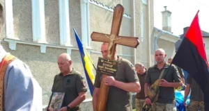 У Стрию попрощалися із захисником України Андрієм Комаром