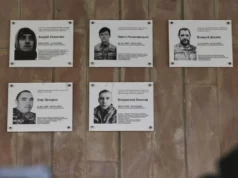 У Львові на фасадах навчальних закладів встановлять 12 меморіальних таблиць полеглим захисникам У Львові на фасадах навчальних закладів встановлять 12 меморіальних таблиць полеглим захисникам