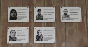 У Львові на фасадах навчальних закладів встановлять 12 меморіальних таблиць полеглим захисникам