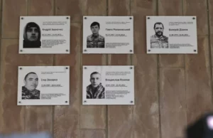 У Львові на фасадах навчальних закладів встановлять 12 меморіальних таблиць полеглим захисникам У Львові на фасадах навчальних закладів встановлять 12 меморіальних таблиць полеглим захисникам