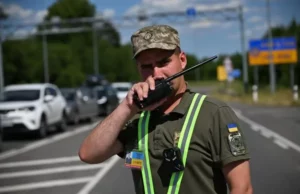 Перевантажені пункти пропуску «Краківець» та «Шегині» на в’їзд в Україну