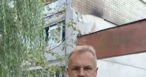 На вулиці Виговського ракета влучила в житловий будинок