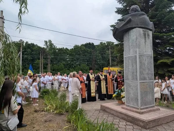 image На Яворівщині відзначили 120-річчя Петра Андрусіва та відкрили мистецький простір для дітей
