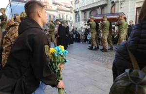 У Львові попрощаються із захисниками Володимиром Марущаком та Михайлом Кундиком