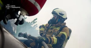 У селі Чаниж на Золочівщині врятували житловий будинок від пожежі