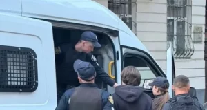 У львівському готелі пограбували постояльця: поліція повідомила про підозру трьом молодикам