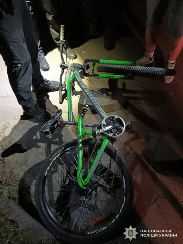 У Дрогобичі затримали чоловіка, підозрюваного у грабежі велосипедиста